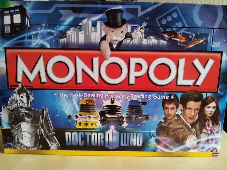 Boîte du jeu : Monopoly Doctor Who