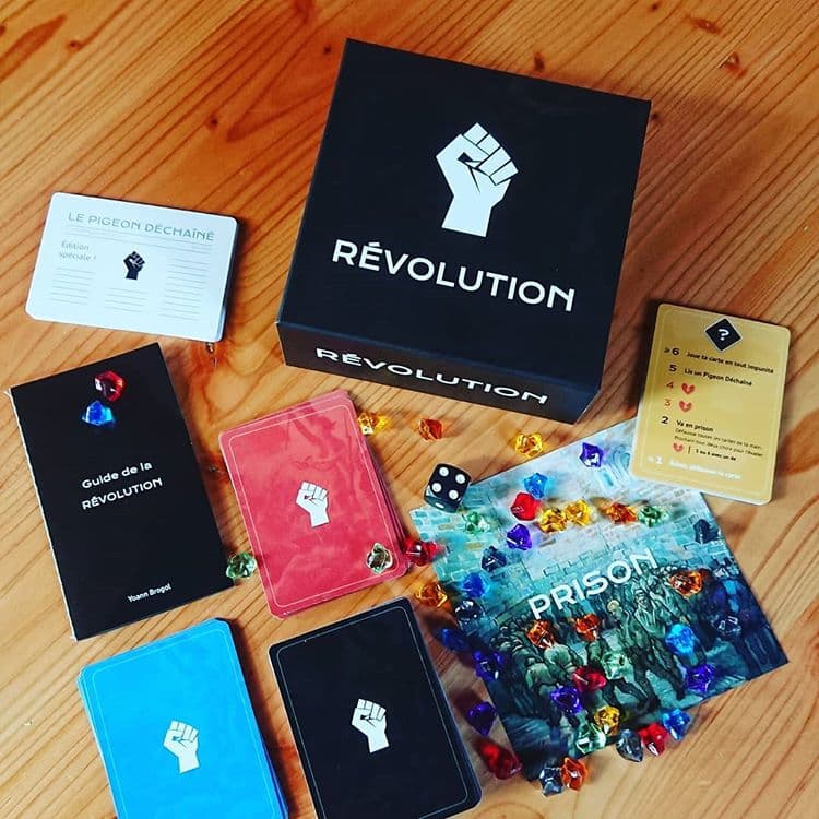 Boîte du jeu : Révolution